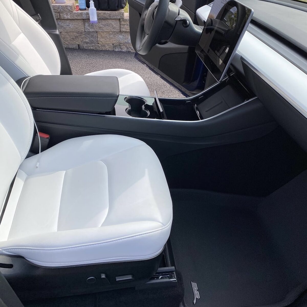 White leather seat after cleaning